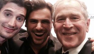 Ameriški predsednik posnel selfie s 2Cellos
