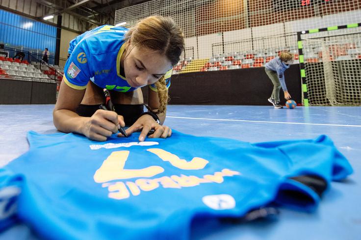V prihodnosti bo nosila tudi slovenski dres. | Foto: Matic Klanšek Velej/Sportida