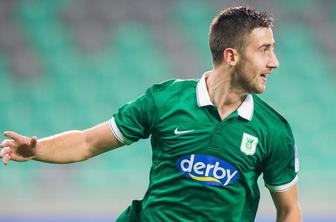 Nasmihala se je ocena odlično, nato pa ji je dvakrat spodrsnilo