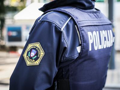 Ponoči streljanje v okolici Pirana. Policisti aretirali Hrvata.