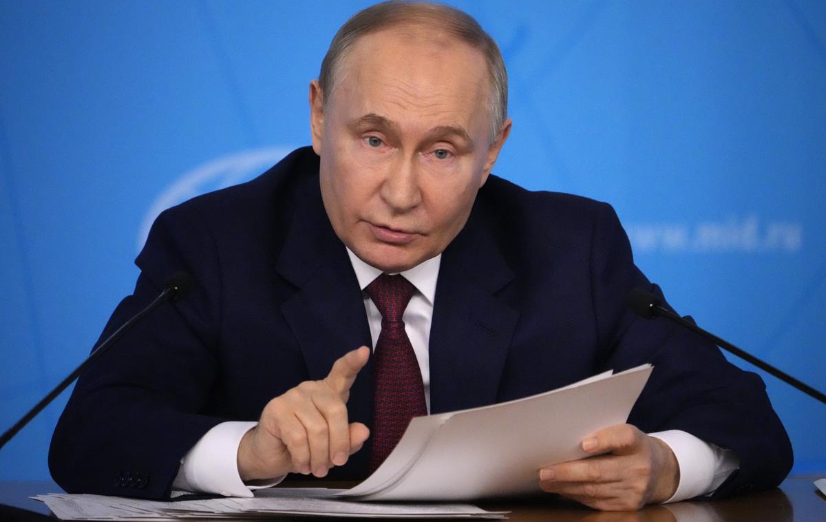 Vladimir Putin | Ruski predsednik Vladimir Putin je Ukrajino obtožil, da želi z vdorom na njihovo ozemlje sejati razdor v ruski družbi.  | Foto Guliverimage