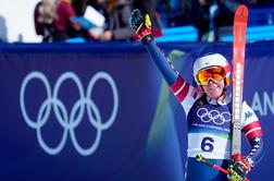 "Zaplet" z medaljo Breezy Johnson, ki sporoča: Lindsey, s tabo smo