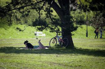 Obeta se sončen konec tedna