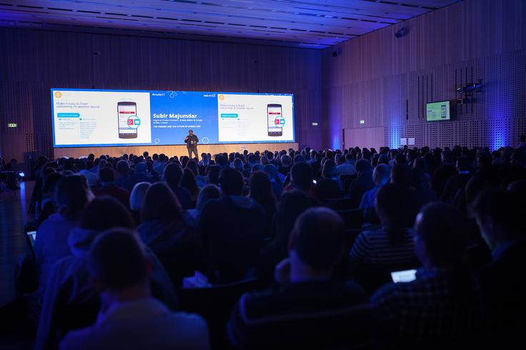 Konferenca inOrbit vsako leto poskrbi, da oder zasedejo zveneča imena s področja digitalnega marketinga. | Foto: 