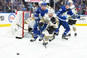 Boston po podaljšku napredoval, konec za Toronto