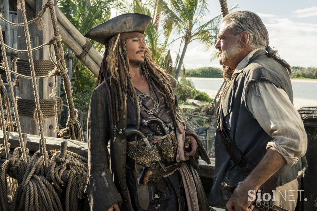 Pirati s Karibov: Salazarjevo maščevanje