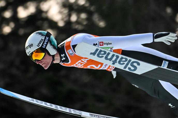 Domen Prevc, Oberstdorf 2025 | Domen Prevc je v kvalifikacijah Lake Placida premagal vso konkurenco. Kako mu bo šlo na tekmi? Začetek je predviden ob 16. uri. | Foto Guliverimage