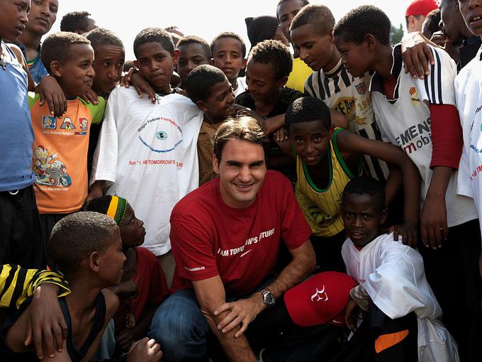 Roger Federer s svojo fundacijo veliko pomaga otrokom. | Foto: Gulliver/Getty Images