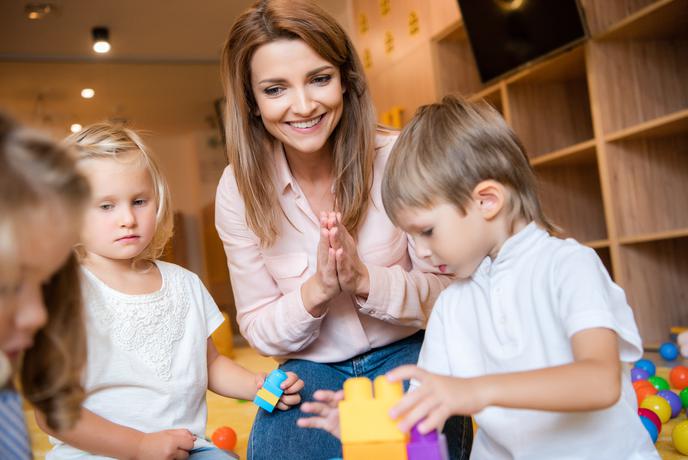 Imamo jih za samoumevne. Veste, kdo stoji za njimi?