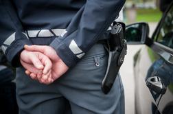 V Ljubljanici našli ukradeno policijsko avtomatsko puško
