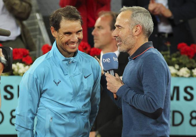 Alex Corretja v pogovoru za Rafaelom Nadalom. | Foto: Guliverimage/Vladimir Fedorenko