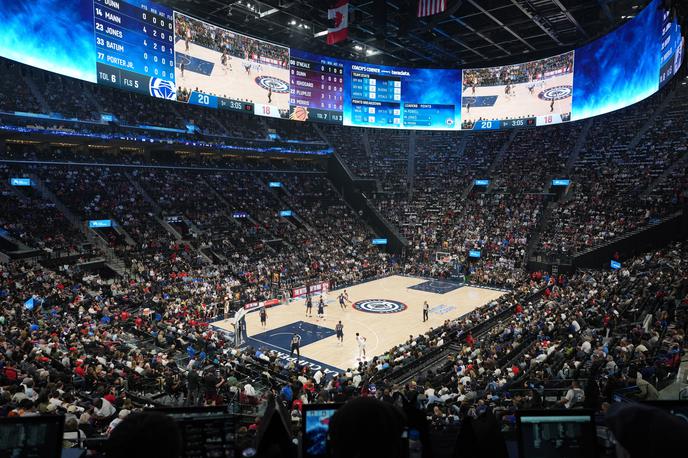 Intuit Dome | LA Clippers so odigrali prvo tekmo lige NBA v novi dvorani Intuit Dome in ostali praznih rok proti Phoenixu. | Foto Reuters