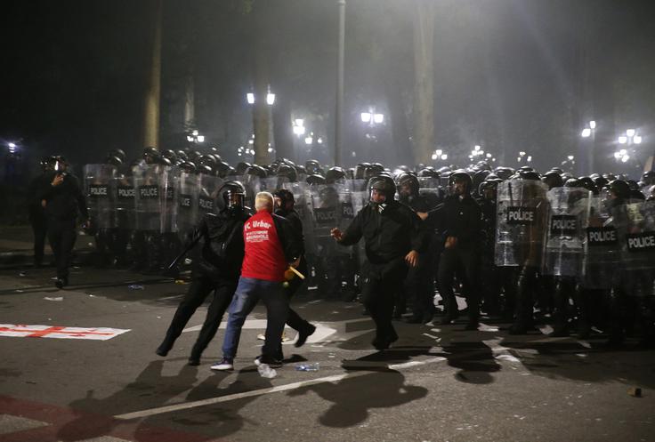 Gruzija, volitve, izgredi, policija | Foto: Reuters