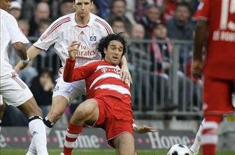 HSV odščipnil točko Bayernu, gneča na dnu