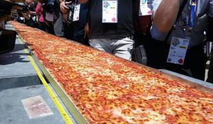 Italijani spekli najdaljšo pico na svetu, težko pet ton