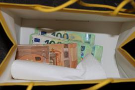 Zasežena večja količina prepovedanih drog