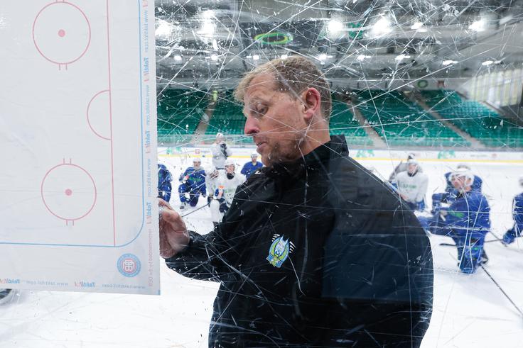 "Pomembno bo, da bomo v teh pripravah sprejemali prave odločitve, predvsem pa je zame zelo pomembno, da bomo imeli dober ekipni duh, da bomo delali eden za drugega, da se bomo borili." | Foto: Aleš Fevžer