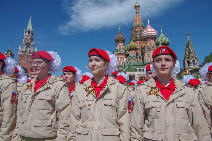 Nekaj | Ruske vojakinje na Rdečem trgu v Moskvi | Foto Guliverimage