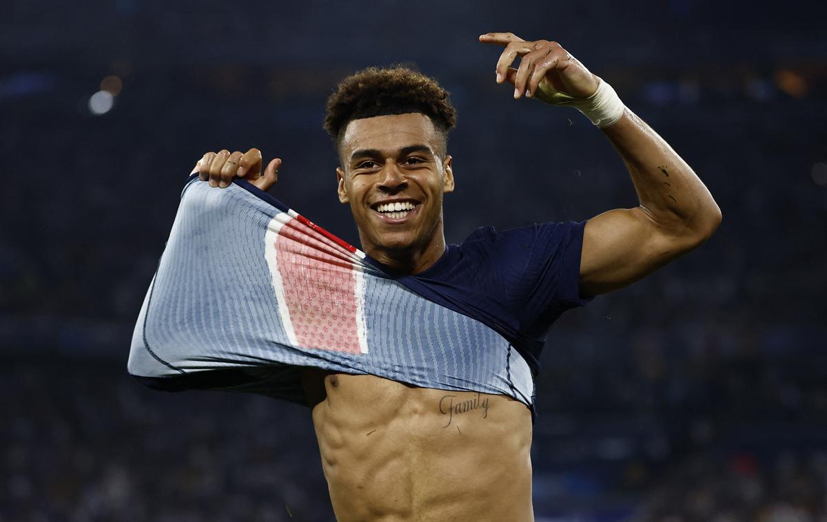 Desire Doue | Francoski prvak in zmagovalec lige prvakov v lanski sezoni PSG je za dober mesec dni ostal brez nogometašev Desireja Doueja in Ousmana Dembeleja. | Foto Reuters