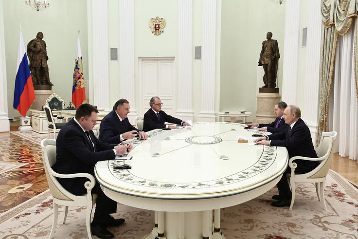 Vladimir Putin in Milorad Dodik | Foto: Reuters