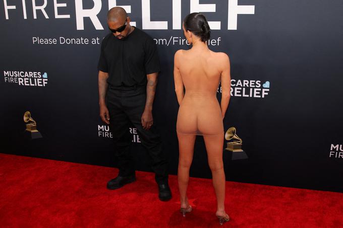 Kanye West in Bianca Censori na podelitvi grammyjev | Foto: Reuters