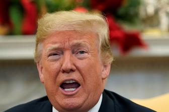 Trump spodbuja Američane h kupovanju delnic