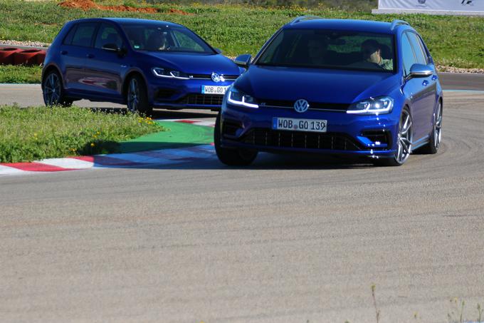 Morda bi si želeli le nekoliko bolj neposreden, sporočilen volan, sicer pa je paket lahko res surovo hiter. | Foto: Gregor Pucelj