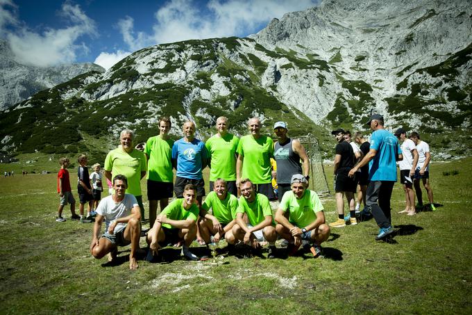 Zmagovalci 25. turnirja v malem nogometu na Korošici so ljubiteljski nogometaši iz ŠD Petrovče. | Foto: Ana Kovač