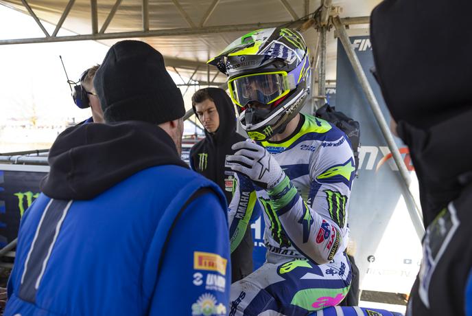 Tim Gajser formo pilil na belgijski mivki in ima načrt za Sardinijo