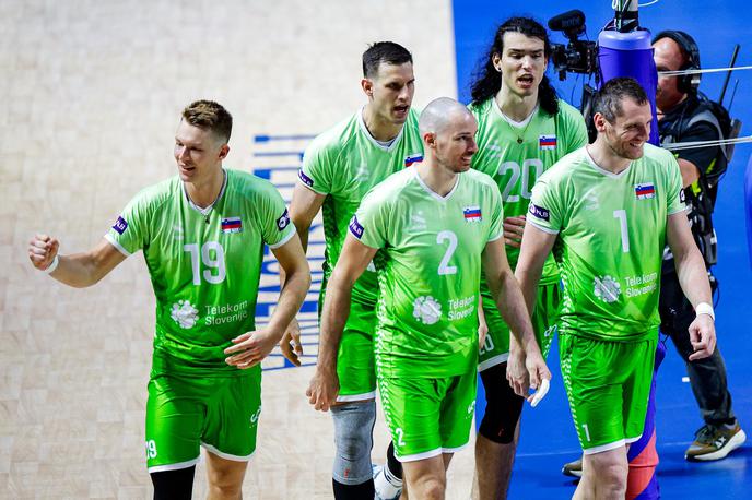 Slovenska odbojkarska reprezentanca | Slovenski odbojkarji so v Stožicah po petih nizih premagali Bolgarijo. | Foto Aleš Fevžer