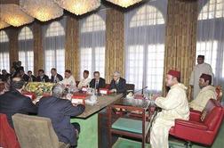 Maroški kralj si s preoblikovanjem ustave zmanjšuje moč