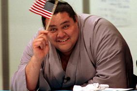 Umrl je legendarni Akebono, prvi svetovni prvak v sumu, ki ni bil Japonec