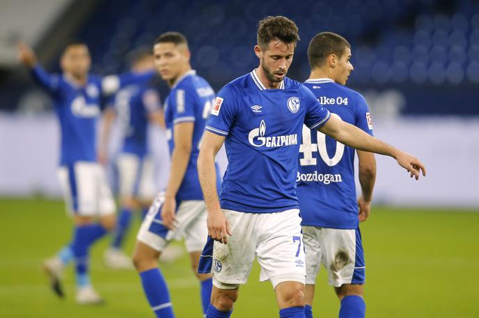 Schalke | Schalkeju grozi izpad iz lige. | Foto Reuters