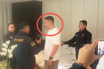 Zadetek na lotu: so na rajskem otoku ujeli enega od najnevarnejših Rusov?