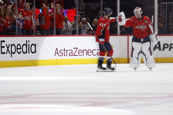 Tako je Tom Wilson čestital Loganu Thompsonu za odlično predstavo. | Foto: Reuters