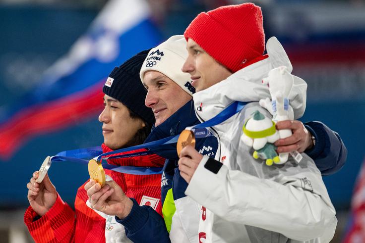 Ren Nikaido, Domen Prevc in Kacper Tomasiak. | Foto: Guliverimage