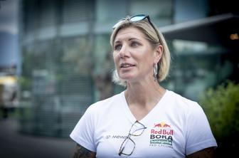 Finka Carina Kirssi s posebno nalogo v ekipi Primoža Rogliča