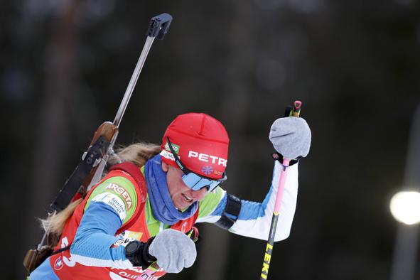 Olsbu Roeiselandova do 12. zmage, Polona Klemenčič do prvih točk