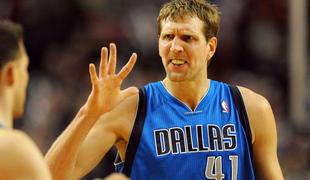 Nowitzki: Recite mi, da sem staromoden, ampak ti dresi so grozni