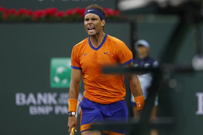Rafael Nadal | Španski teniški zvezdnik Rafael Nadal bo zaradi počenega rebra za najmanj šest tednov odsoten s tekmovališč.  | Foto Guliverimage