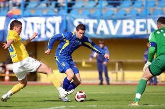 Vrtnice ugnale Maribor, Ajdovci v škripcih