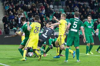 Maribor po slavju v Stožicah skočil na vrh lestvice (video)