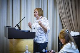 Posvet Poslovanje z nepremičninami