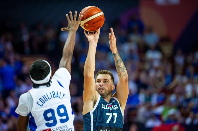 EuroBasket Slovenija Francija Luka Dončić | Na drugi tekmi EuroBasketa je Slovenija igrala proti aktualnim podprvakom Francozom in tesno izgubila. | Foto Guliverimage