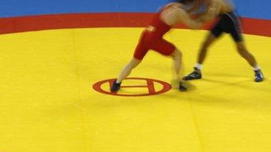 Nekdanji olimpijski prvak Farkas še vedno na begu