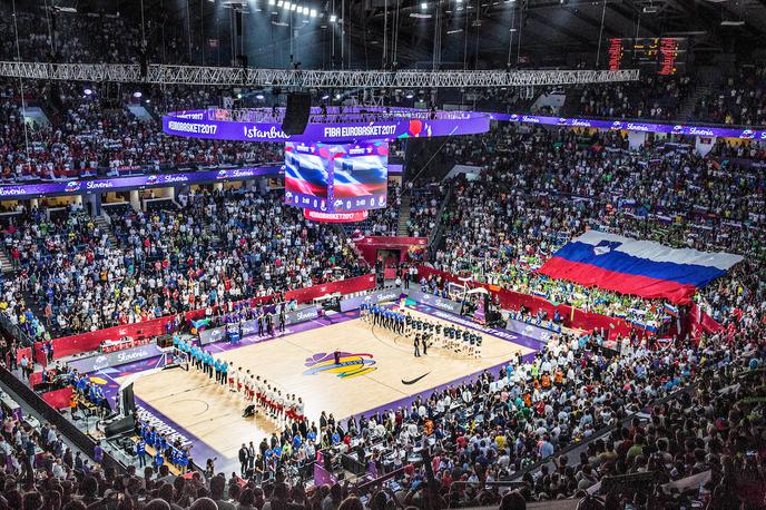 EuroBasket2017 | Pogled na prizorišče evropskega prvenstva 2017, ko so Slovenci postali prvaki. Leta 2025 se bodo za odličja pomerili v Latviji. | Foto Vid Ponikvar