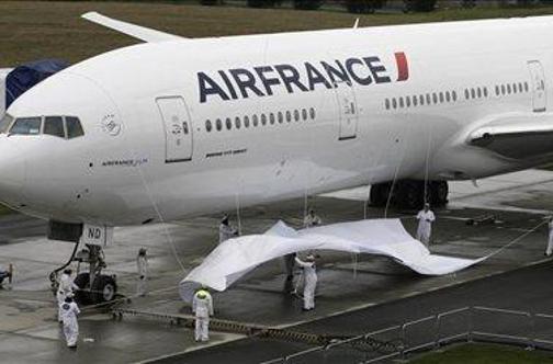 Air France-KLM naročil 50 airbusov in boeingov