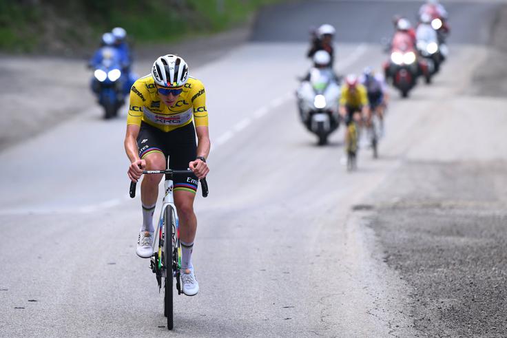 Tadej Pogačar že razmišlja o Touru. | Foto: Guliverimage
