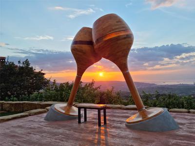 V Marezigah po vinski fontani še oljčna fontana