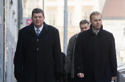 Simčič pred odločitvijo čaka na pogovor z Erjavcem